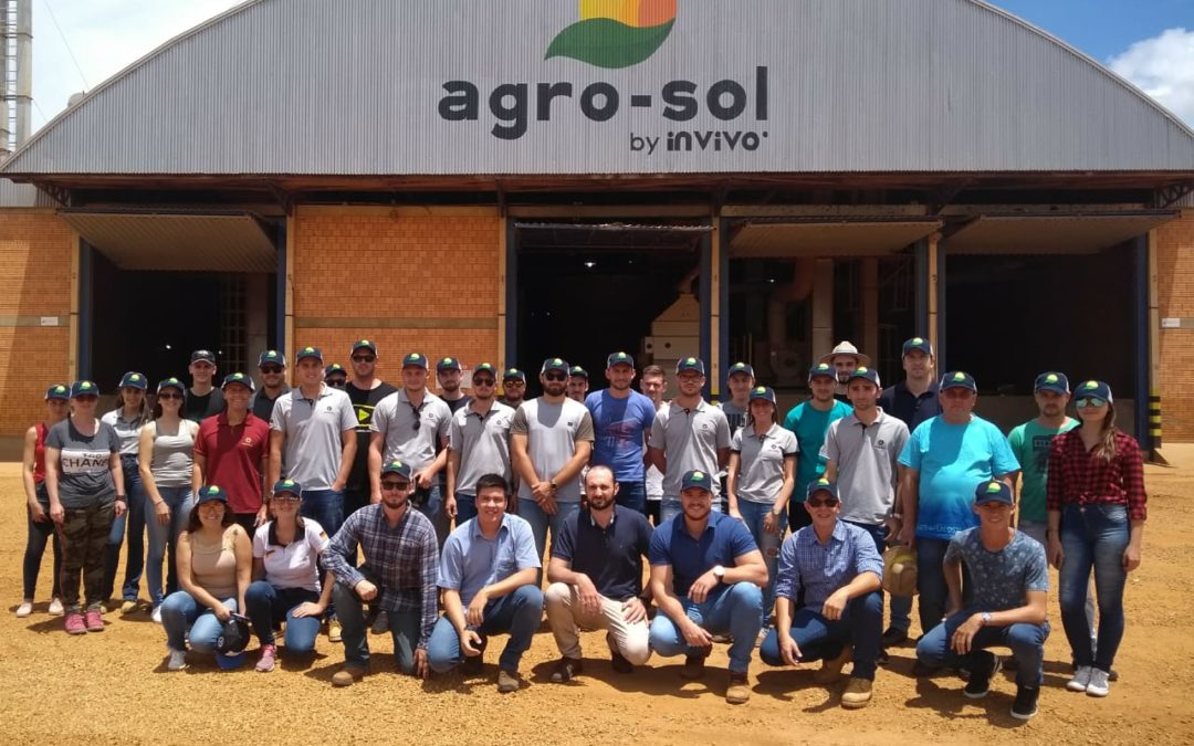 Alunos de universidade do Rio Grande do Sul fazem visita à Agro-Sol